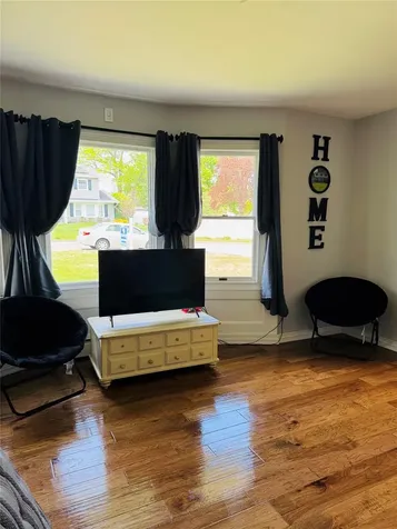 14 Colmar Avenue Lake Grove NY 11755