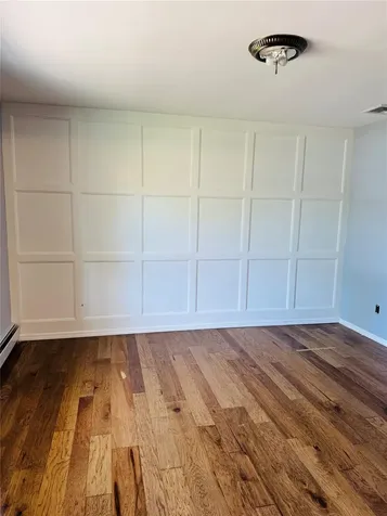 14 Colmar Avenue Lake Grove NY 11755