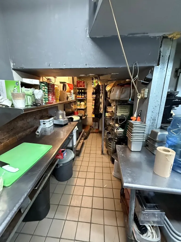 204 Smith Street Brooklyn NY 11201