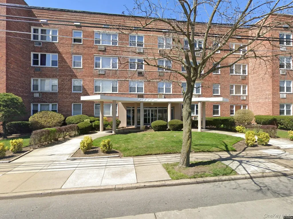100 S Ocean Avenue Freeport NY 11520