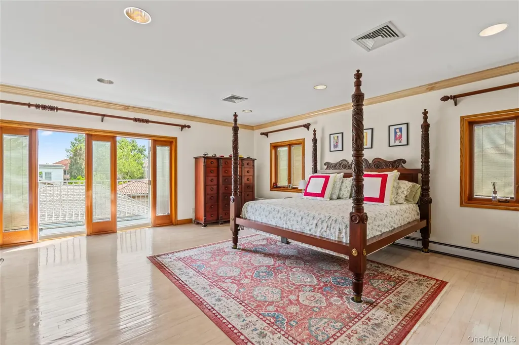 6 Summit Place Malba NY 11357