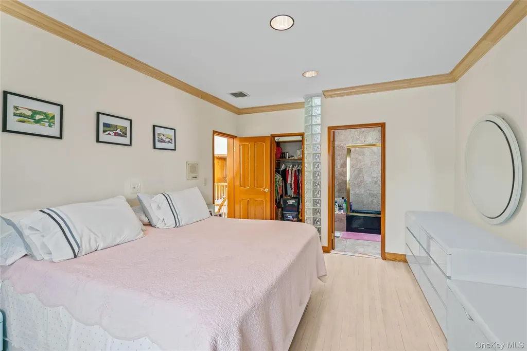 6 Summit Place Malba NY 11357
