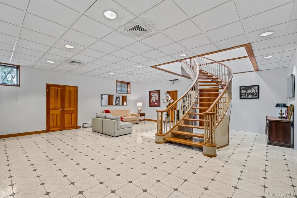 6 Summit Place Malba NY 11357