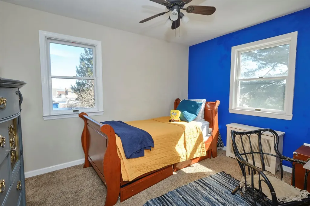 487 S Bayview Avenue Freeport NY 11520