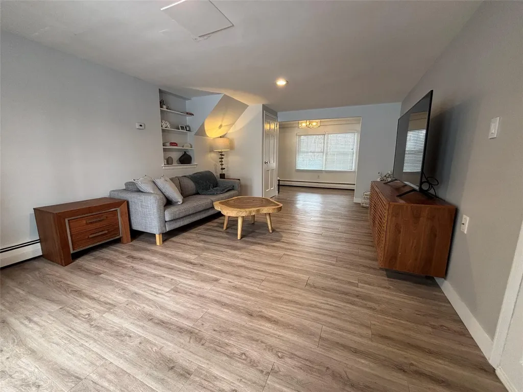 6 Eldridge Place Glen Cove NY 11542