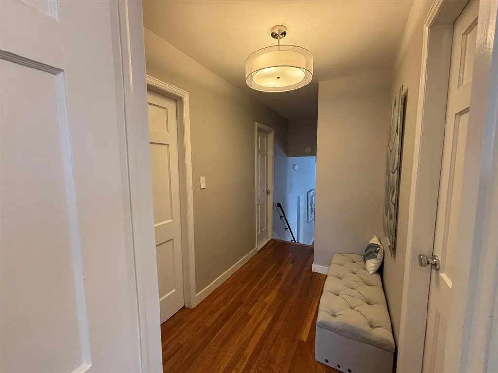 6 Eldridge Place Glen Cove NY 11542