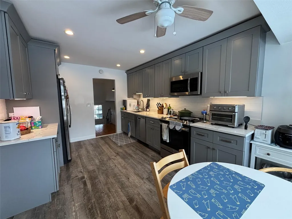 6 Eldridge Place Glen Cove NY 11542