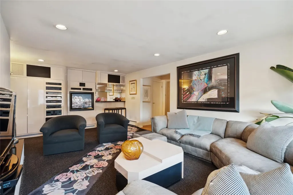 2730 Belle Road Bellmore NY 11710