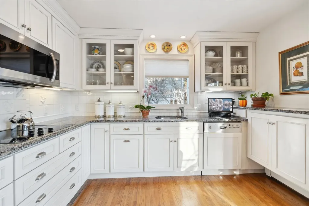 2730 Belle Road Bellmore NY 11710