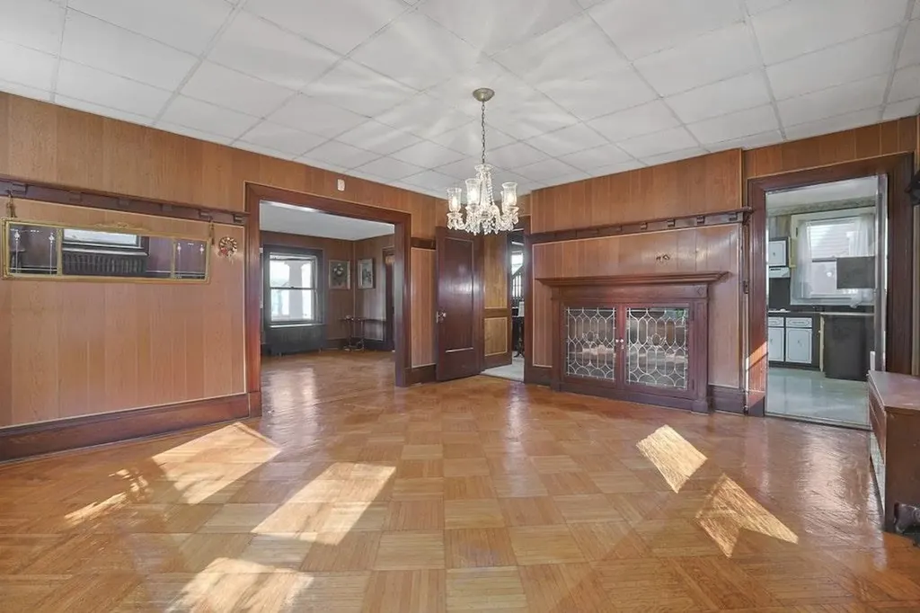 748 Warburton Avenue Yonkers NY 10701