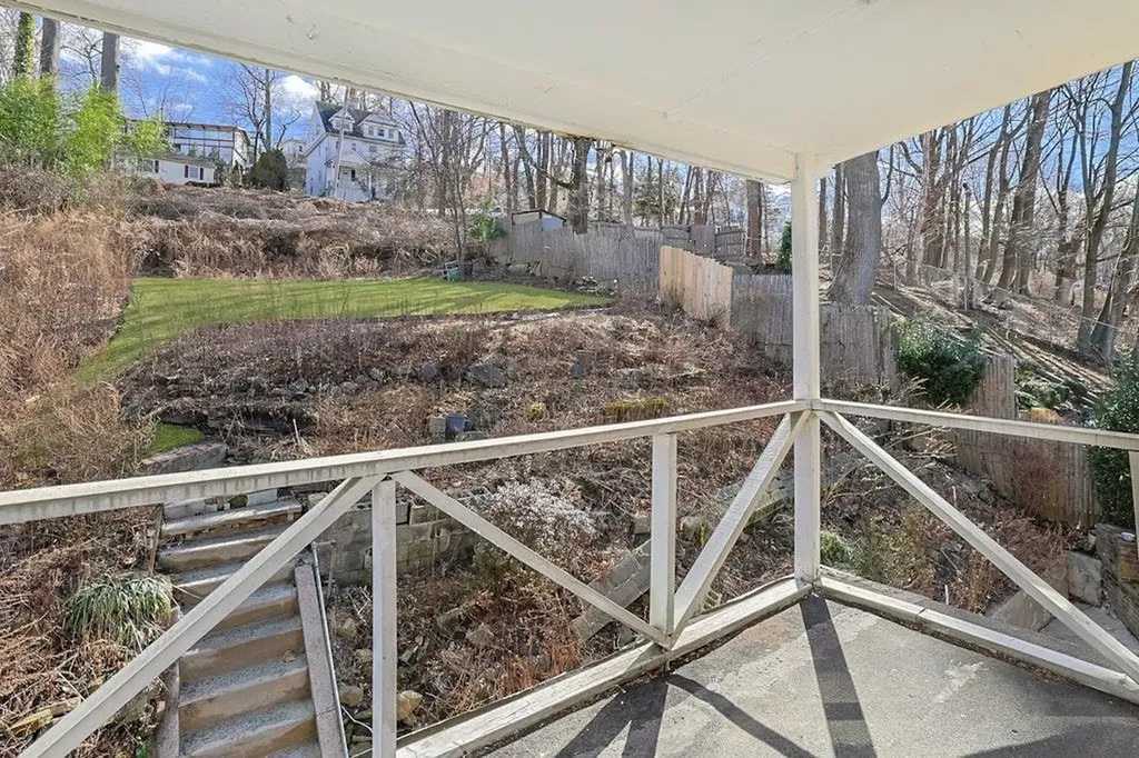 748 Warburton Avenue Yonkers NY 10701