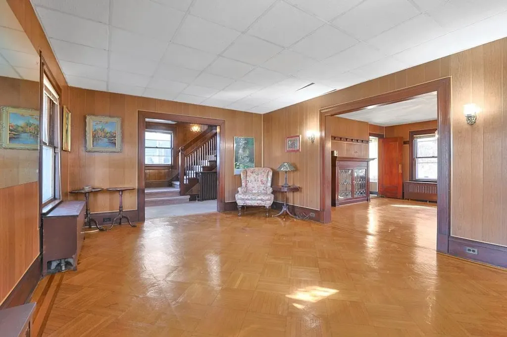 748 Warburton Avenue Yonkers NY 10701