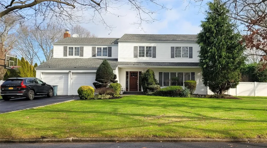 53 Shoreham Drive E Dix Hills NY 11746