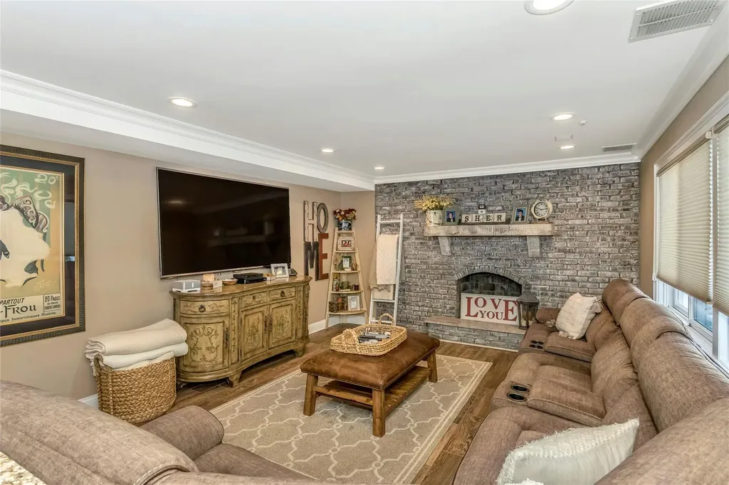 53 Shoreham Drive E Dix Hills NY 11746