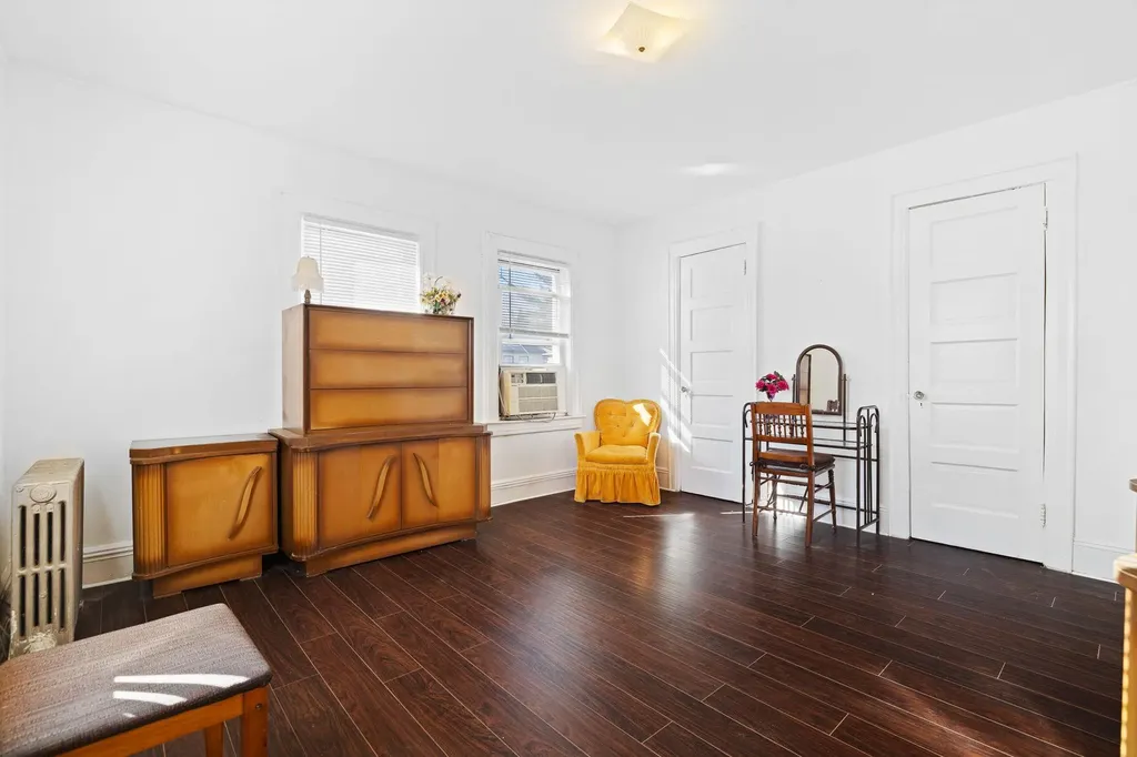 1562 Hering Avenue Bronx NY 10461