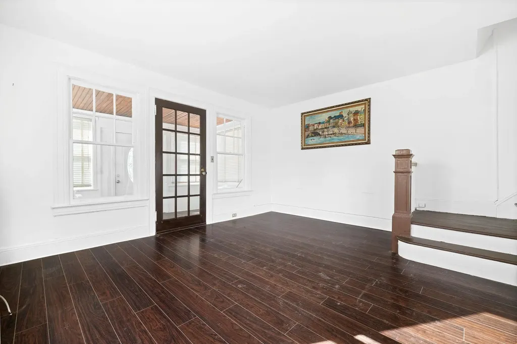 1562 Hering Avenue Bronx NY 10461
