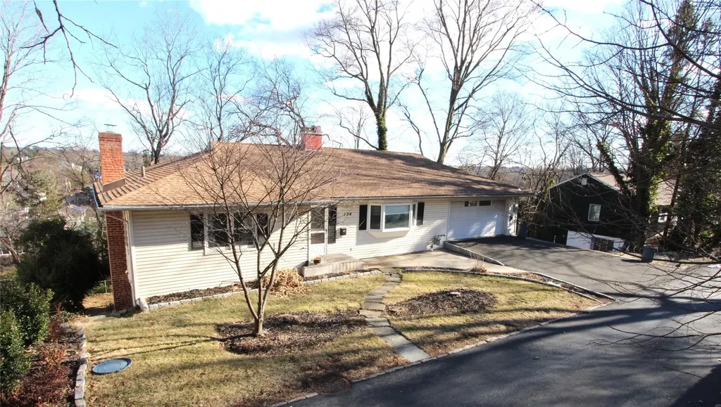134 Cliffside Drive Yonkers NY 10710