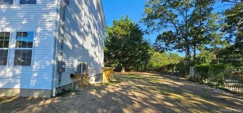 407 Floyd Road S Shirley NY 11967