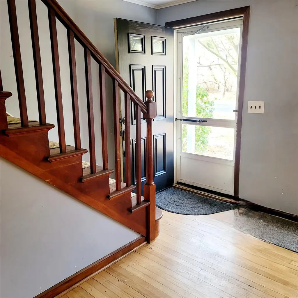 384 Oxhead Road Stony Brook NY 11790