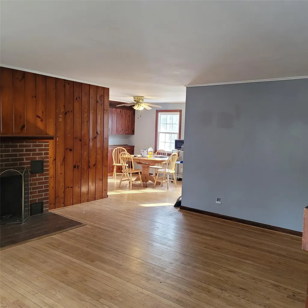 384 Oxhead Road Stony Brook NY 11790