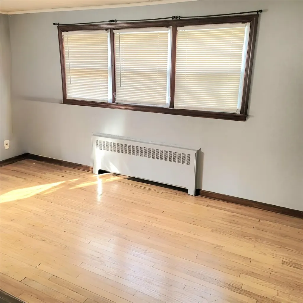 384 Oxhead Road Stony Brook NY 11790