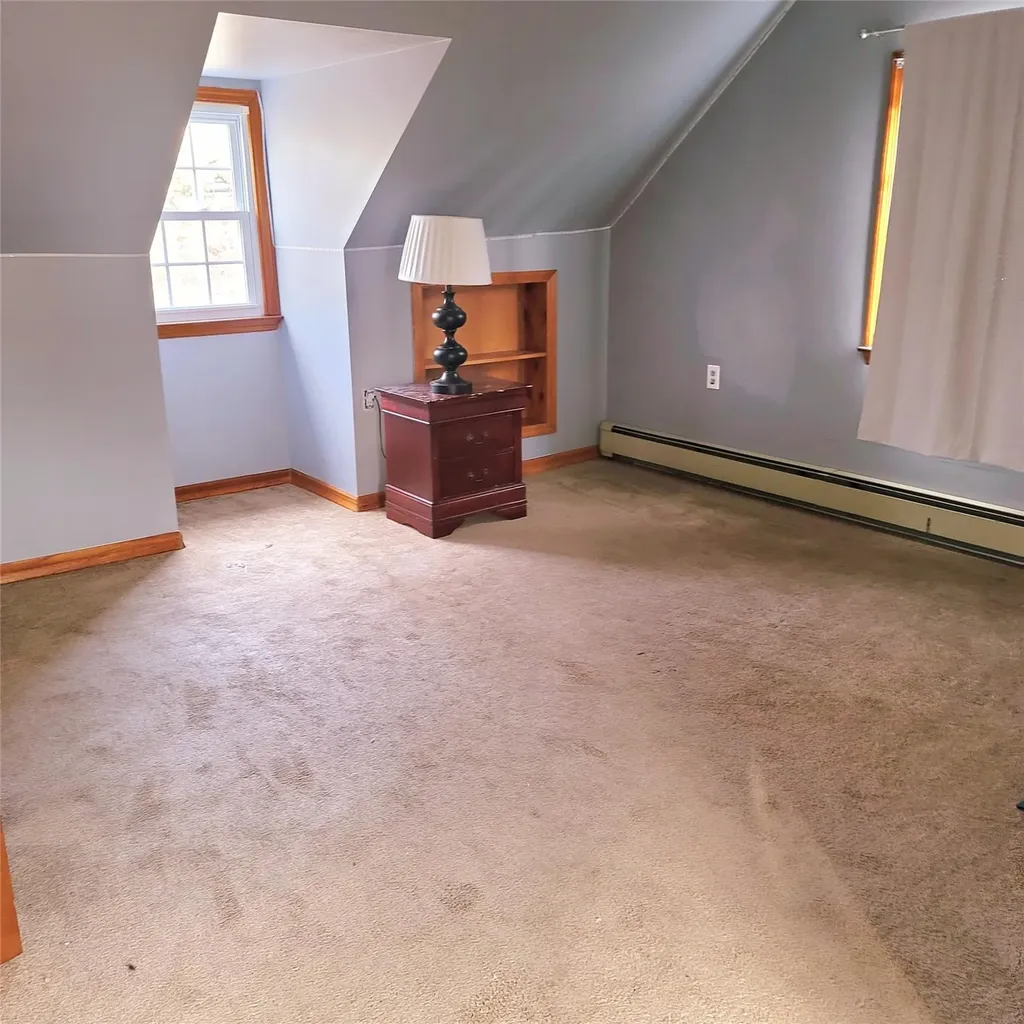 384 Oxhead Road Stony Brook NY 11790