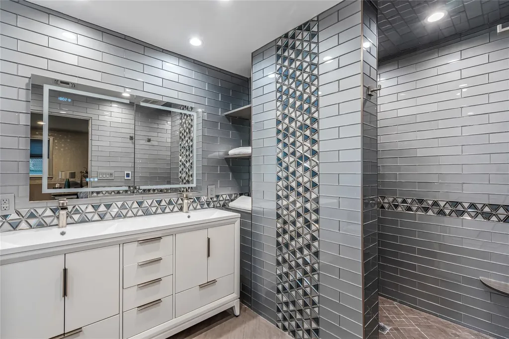 162 Reni Road Manhasset NY 11030