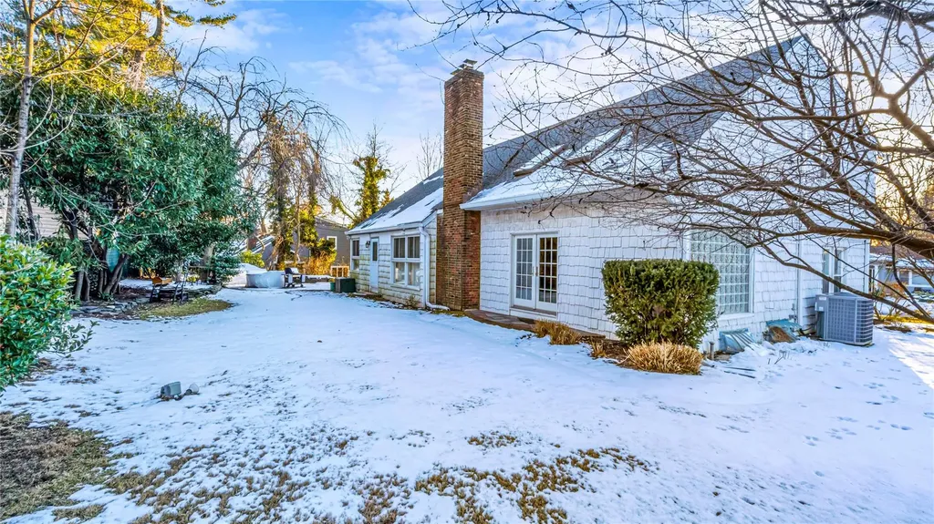 162 Reni Road Manhasset NY 11030