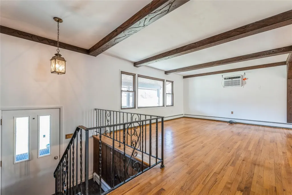 74 Interlochen Parkway Monroe NY 10950