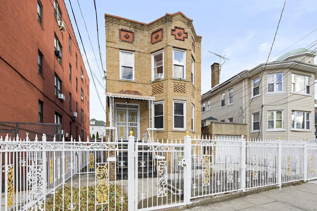 3300 Holland Avenue Bronx NY 10467