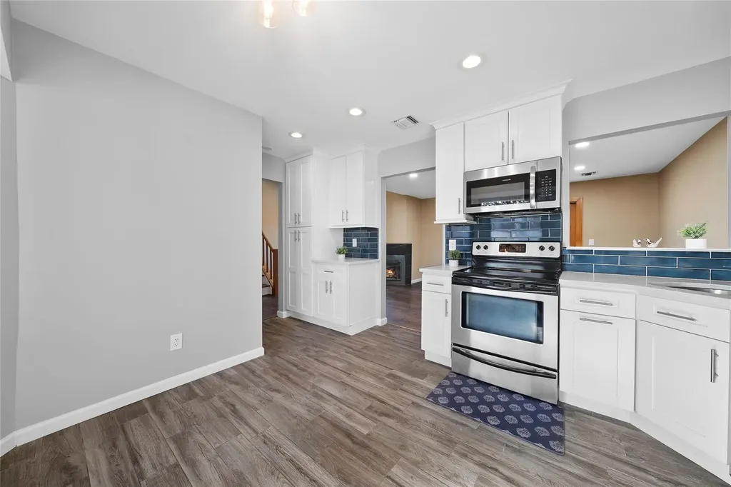 92 Scarlett Drive Commack NY 11725