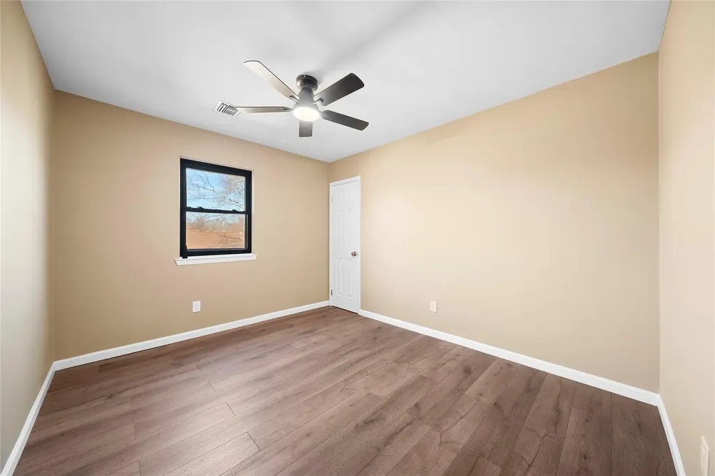 92 Scarlett Drive Commack NY 11725