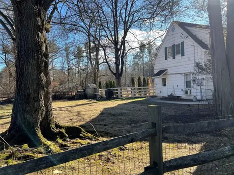 2350 Cedar Swamp Road Glen Head NY 11545