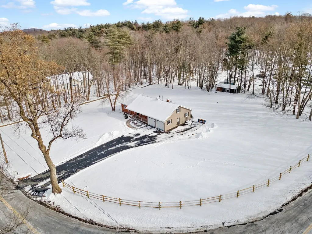 6 M And M Road Middletown NY 10940