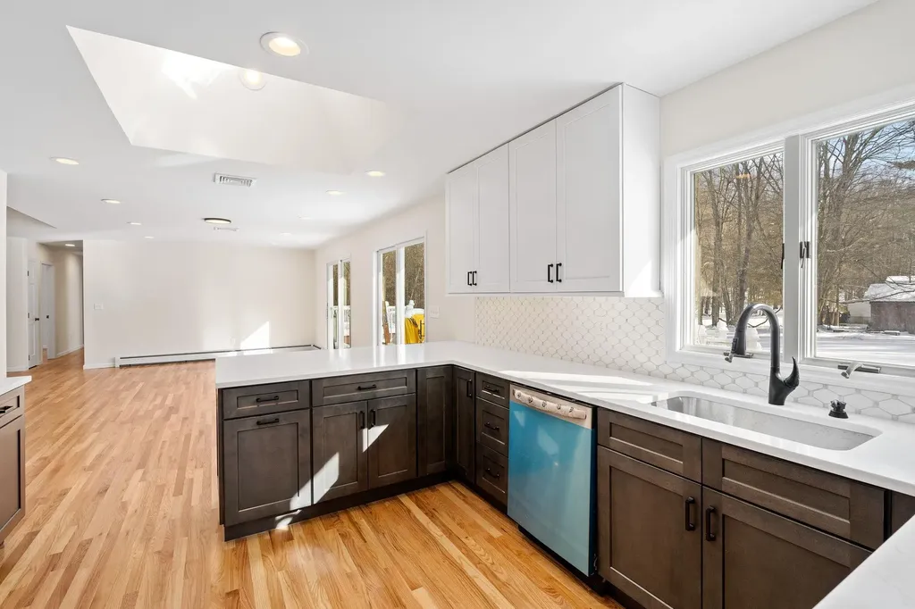 6 M And M Road Middletown NY 10940