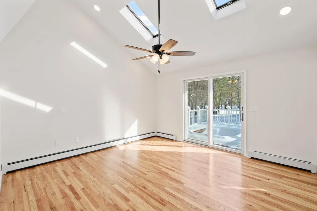 6 M And M Road Middletown NY 10940