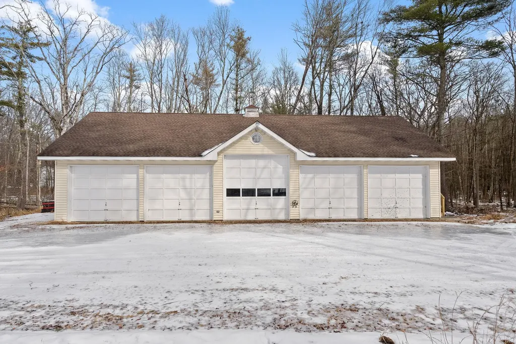 6 M And M Road Middletown NY 10940