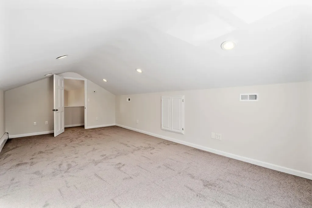 6 M And M Road Middletown NY 10940