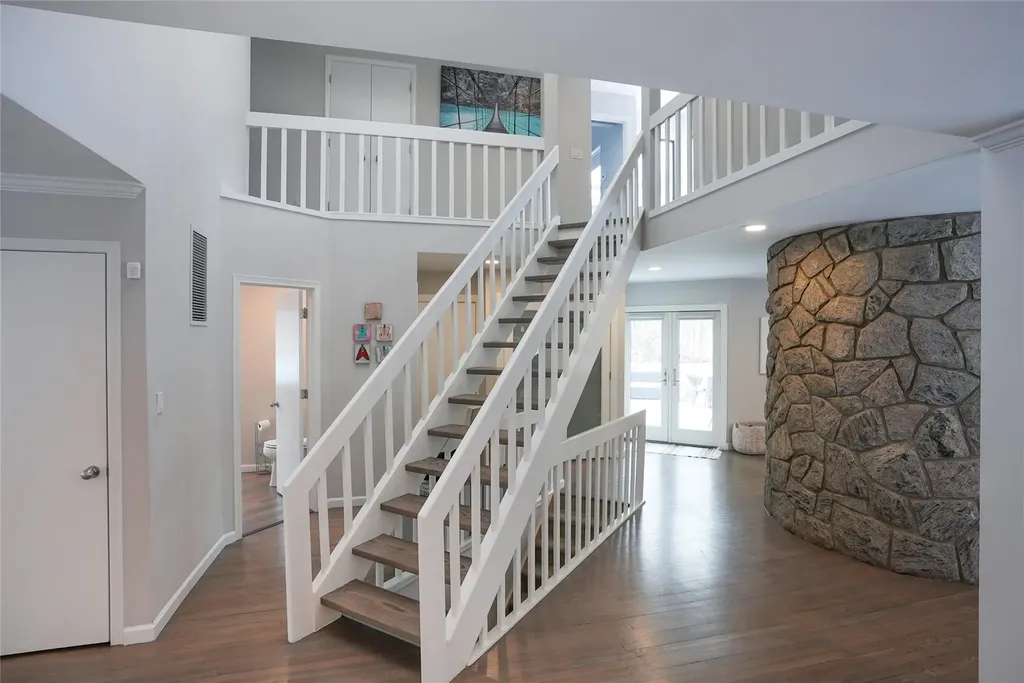 23 Harrows Lane Purchase NY 10577