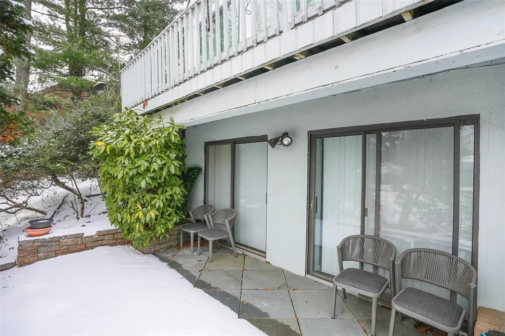 23 Harrows Lane Purchase NY 10577