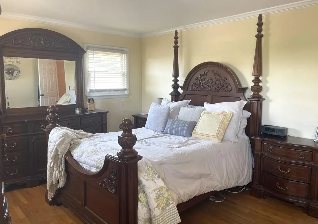 53 Valerie Drive Yonkers NY 10703