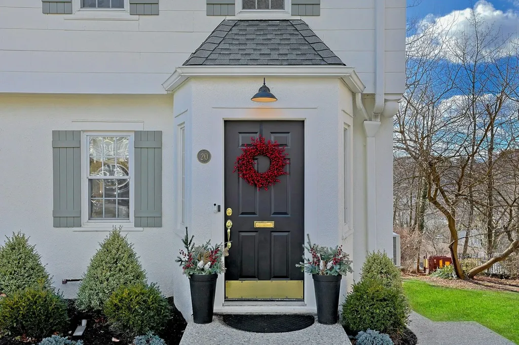 20 Iroquois Road Ossining NY 10562