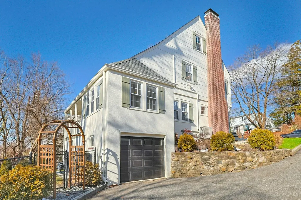 20 Iroquois Road Ossining NY 10562