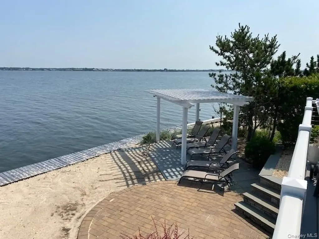 88 Point Road Westhampton Beach NY 11978