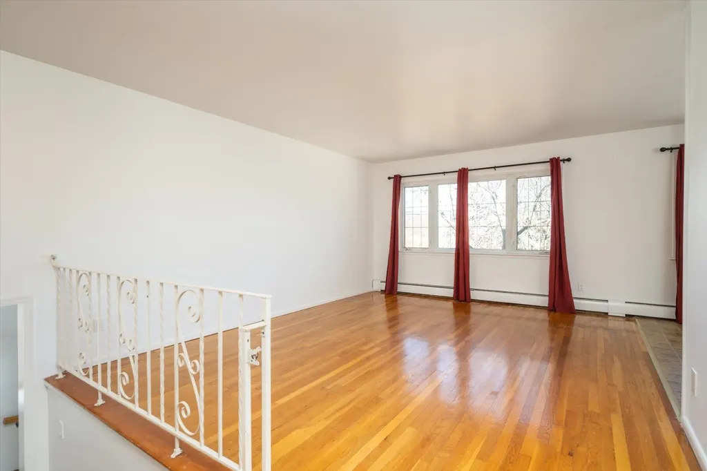 597 Old Bethpage Road Old Bethpage NY 11804