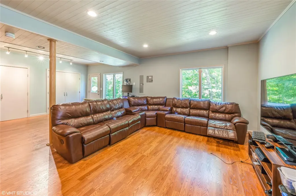 100 Guinea Road Brewster NY 10509