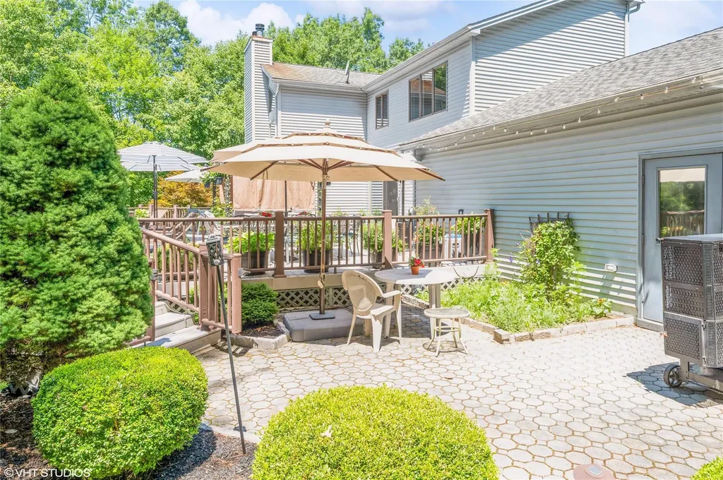 100 Guinea Road Brewster NY 10509