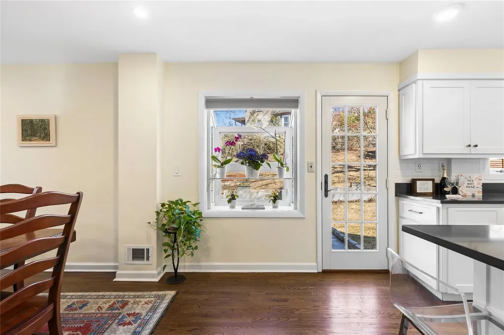 121 Walgrove Avenue Dobbs Ferry NY 10522