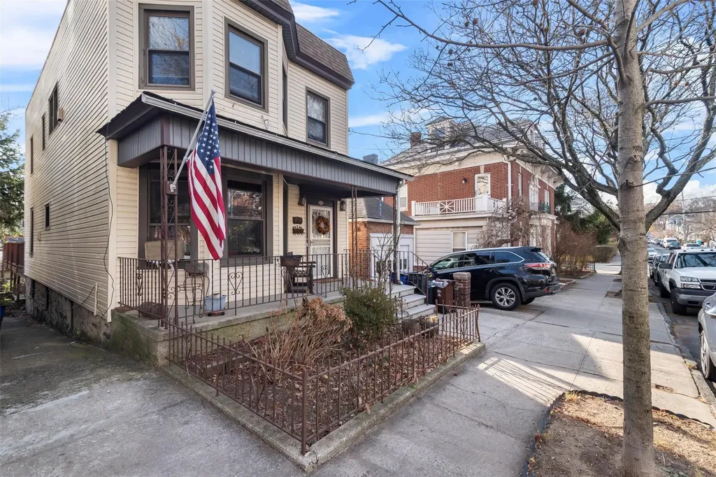 408 E 240th Street Bronx NY 10470