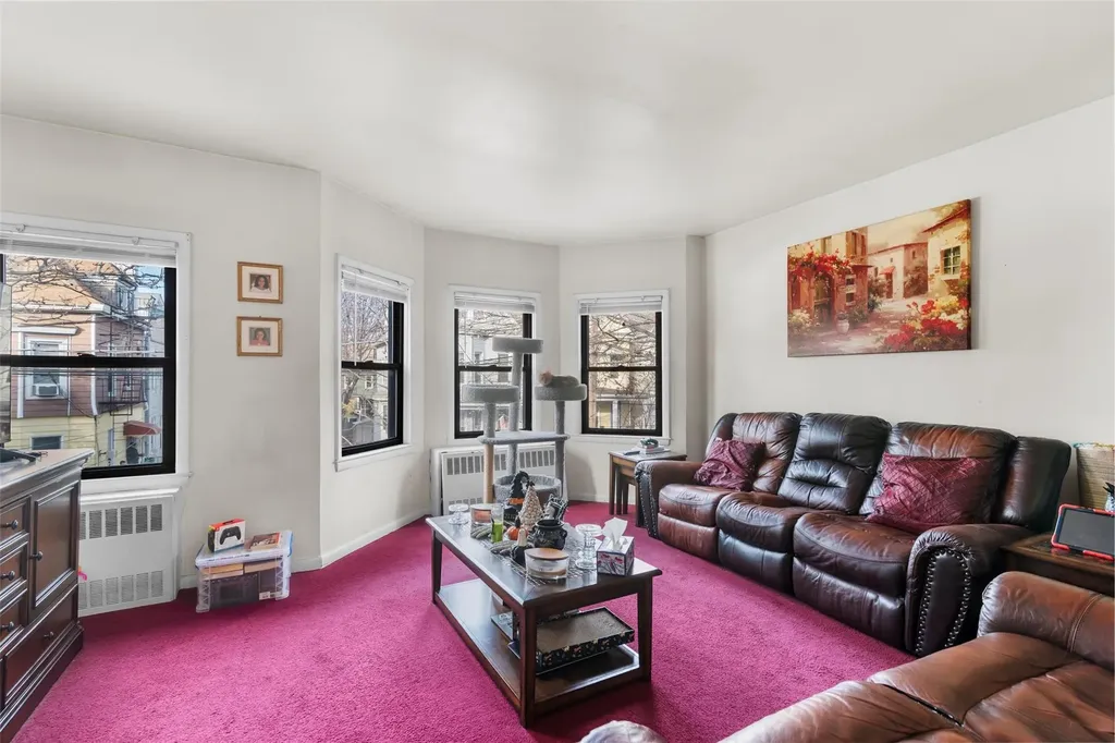 408 E 240th Street Bronx NY 10470